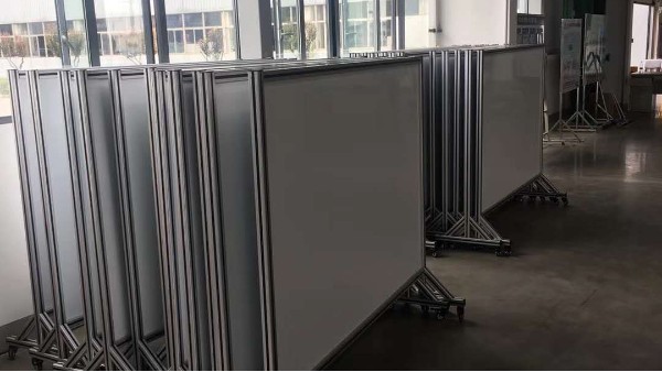 上海市教學移動白板材質怎么選-,體化白板不搖晃-優雅樂