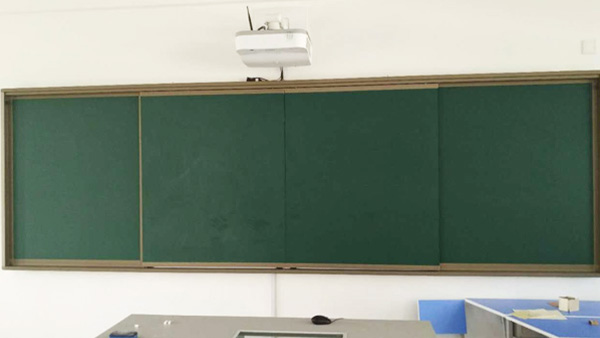 如何選擇適合您的黑板？無(wú)錫優(yōu)雅樂(lè)教您辨別好壞