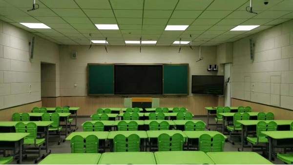 教室專用黑板，做能讓學生集中注意力的黑板-優雅樂