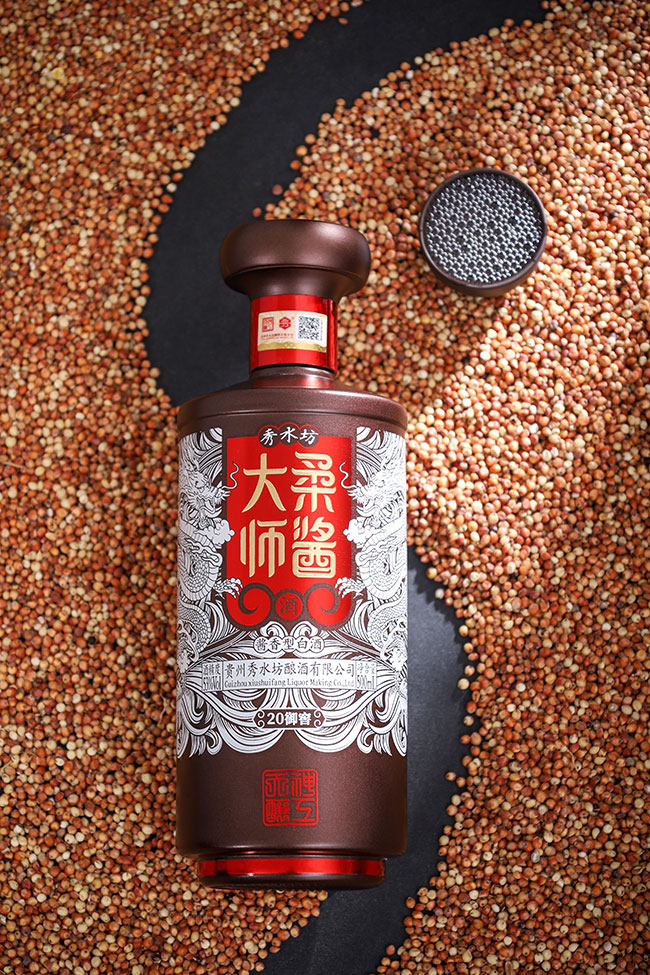 ��ˮ�����u�󎟾�20���� �u���Ͱ׾ơ�53�� 500ml��